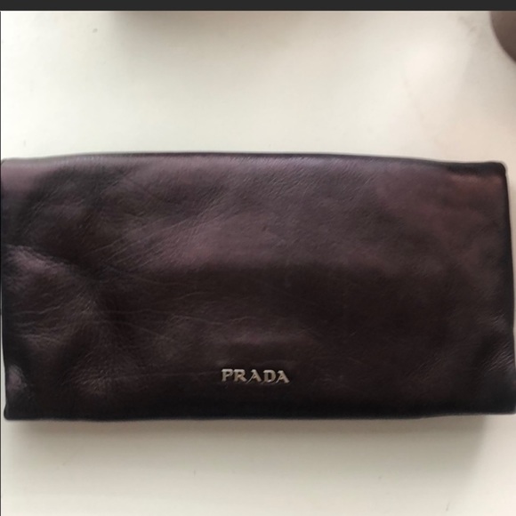Prada wallet/clutch - Picture 2 of 9
